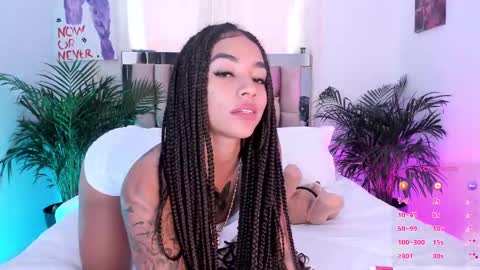 pretty_pettite online show from February 13, 5:54 pm