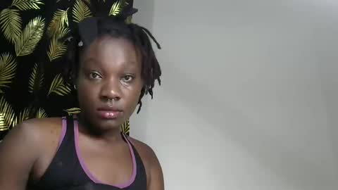 pretty online show from January 12, 11:34 pm