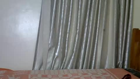 Snapshot of prettybabe02 chatting on October 13, 12:12 am SaraCattra online show from October 13, 12:12 am