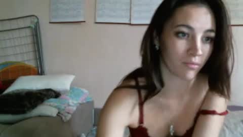 Bella online show from October 21, 11:15 am