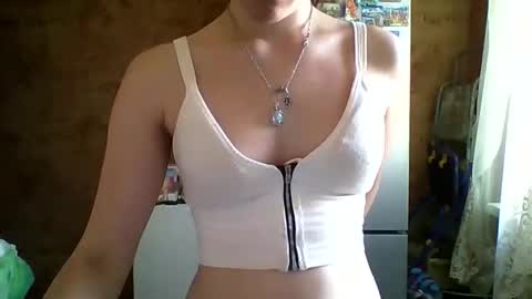 Bella online show from June 10, 10:25 am