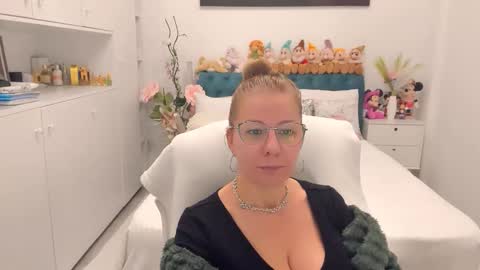 wilma online show from January 18, 7:06 am