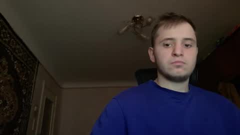 prettyboyhot01 online show from March 12, 8:30 am