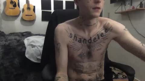 pretty boy online show from December 7, 6:26 am