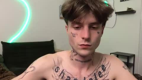 pretty boy online show from November 2, 4:56 am