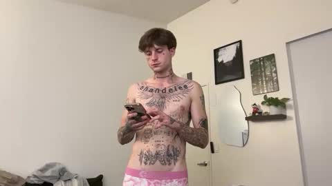 pretty boy online show from June 8, 4:46 am