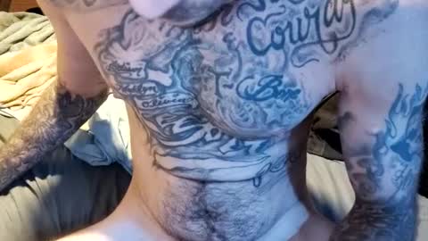 Snapshot of prettyboytatted69 chatting on February 16, 9:04 am Prettyslangin69 FYPM online show from February 16, 9:04 am