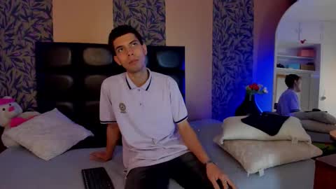 Camilo online show from December 3, 2:45 am