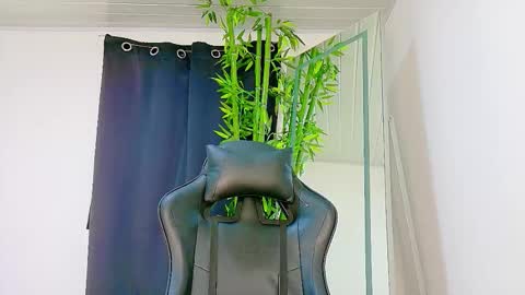 Enzo  Denis online show from November 30, 12:29 am