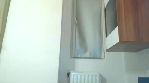 prettyjulliette online show from September 19, 8:34 pm