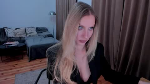 Eva online show from April 1, 11:56 pm