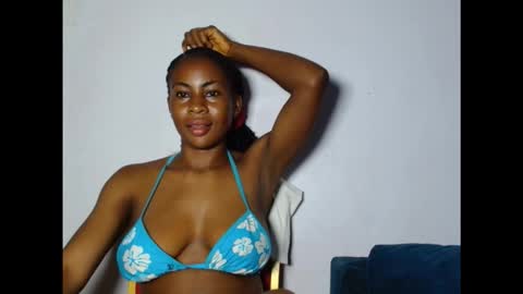 evelyn online show from December 13, 7:53 pm