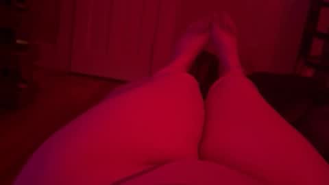 prettymask_ online show from December 21, 5:25 am