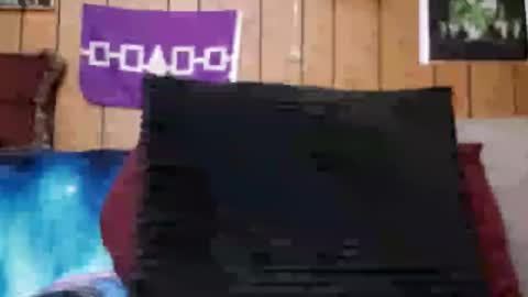 prettysolidd7 online show from March 12, 10:37 am