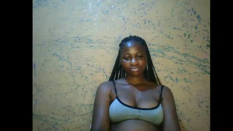 prettyxxpac online show from June 12, 3:27 am