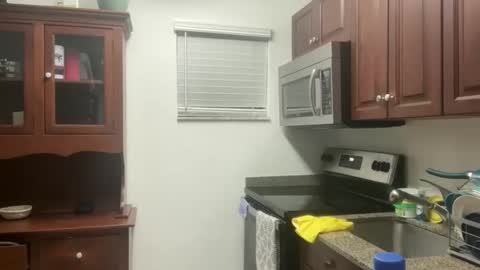 prettyyykittyyy22 online show from October 28, 1:39 am