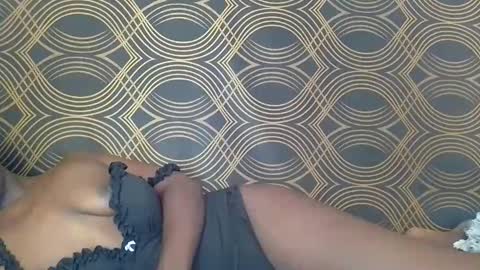 prettyzuzu online show from November 14, 11:56 am