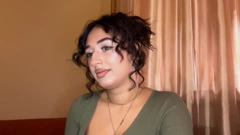 Sofi online show from December 3, 12:39 pm