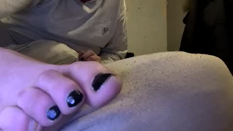 prikryljan02 online show from February 6, 7:49 pm