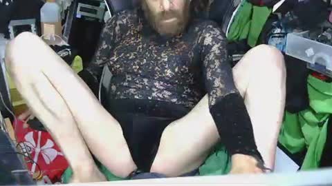 primemadmax59109 online show from November 18, 7:50 pm