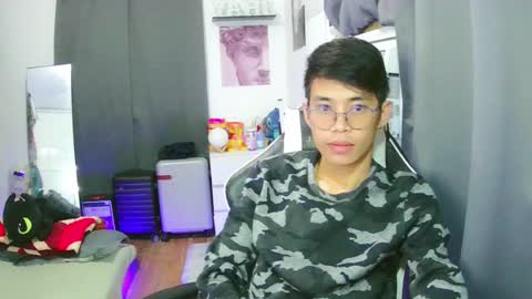 prince_harrison online show from July 27, 7:33 pm