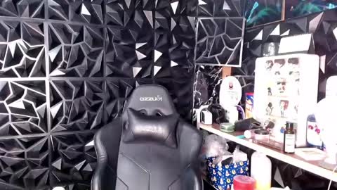 princecalix online show from April 28, 3:05 pm