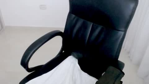 valery dollx online show from October 16, 12:54 am