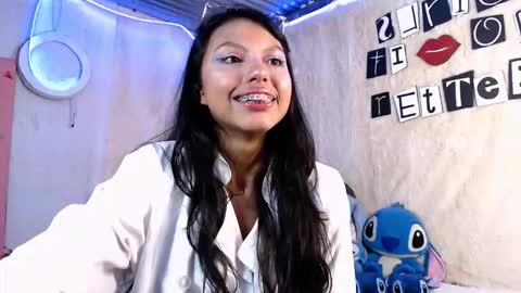 Snapshot of princess_elia chatting on October 24, 12:00 am Elia online show from October 24, 12:00 am