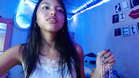 Snapshot of princess_elia chatting on October 21, 1:33 am Elia online show from October 21, 1:33 am