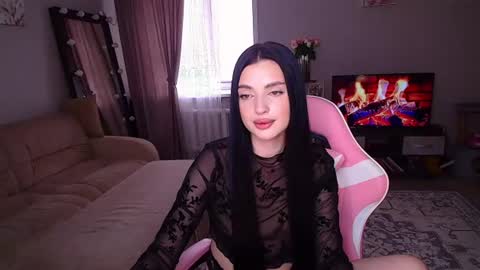 princessamira1 online show from July 1, 6:44 am