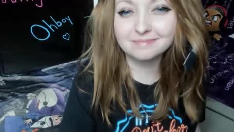 Bluu online show from September 11, 8:10 pm