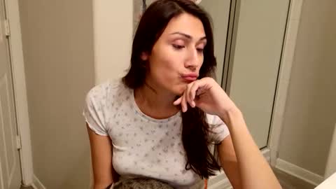 Prinxessally online show from December 4, 2:55 am