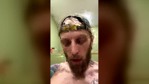 probablyaprincesss online show from May 1, 5:34 am