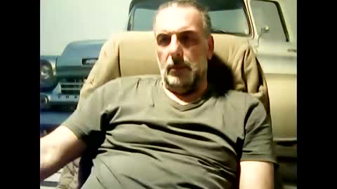 ----- online show from February 4, 8:02 pm