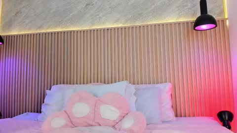 Profana Red online show from March 5, 2:37 pm