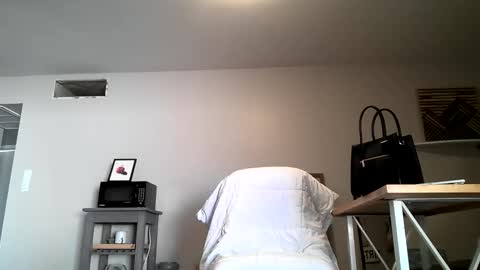 Properfuct online show from March 11, 9:40 pm