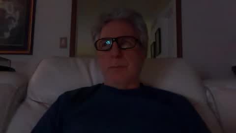 proud_patriot online show from April 16, 2:44 am