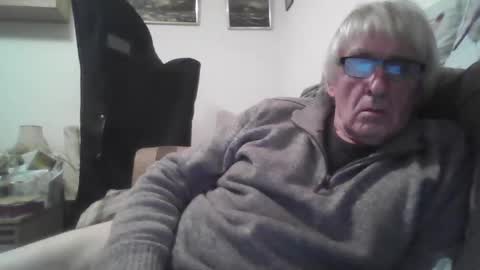 proudwelshman online show from January 8, 11:19 pm