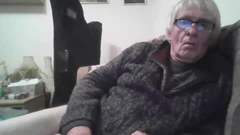 proudwelshman online show from January 24, 11:23 pm