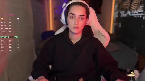 Queen of Pain online show from November 11, 1:57 pm