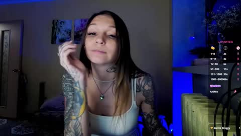 LUCY -----    online show from November 15, 4:08 pm