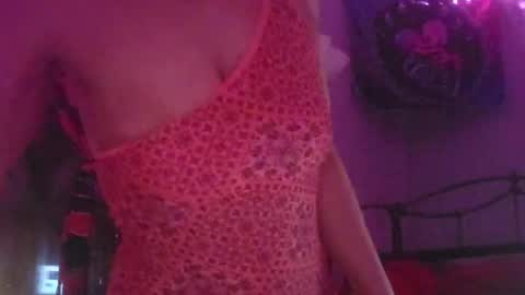 puddled_wonderland online show from October 13, 1:29 am