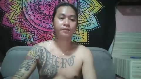 puff_master420 online show from March 9, 1:46 am