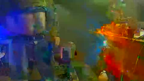 Snapshot of punkrunr083 chatting on October 23, 8:16 am punkrunr083 online show from October 23, 8:16 am
