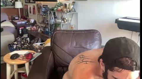 Pup Scritch online show from September 16, 4:43 pm