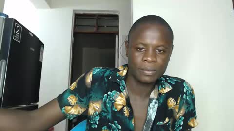 purple_hearts online show from February 11, 6:45 pm