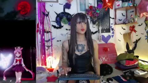 purplekattlyn online show from June 18, 2:39 am