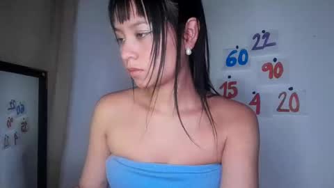 pussy_happy0 online show from December 5, 12:47 am