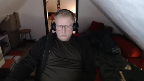 pussylovercb online show from March 26, 8:19 am