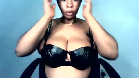 pussywet8623448 online show from July 27, 4:43 am